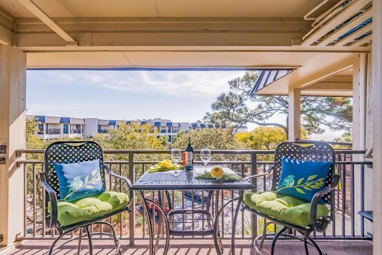352 Seaside *