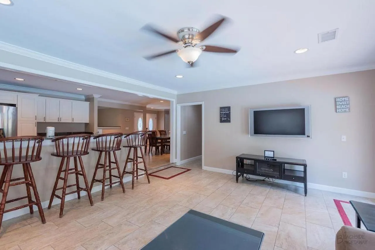 11 Sandpiper Street Holiday home *