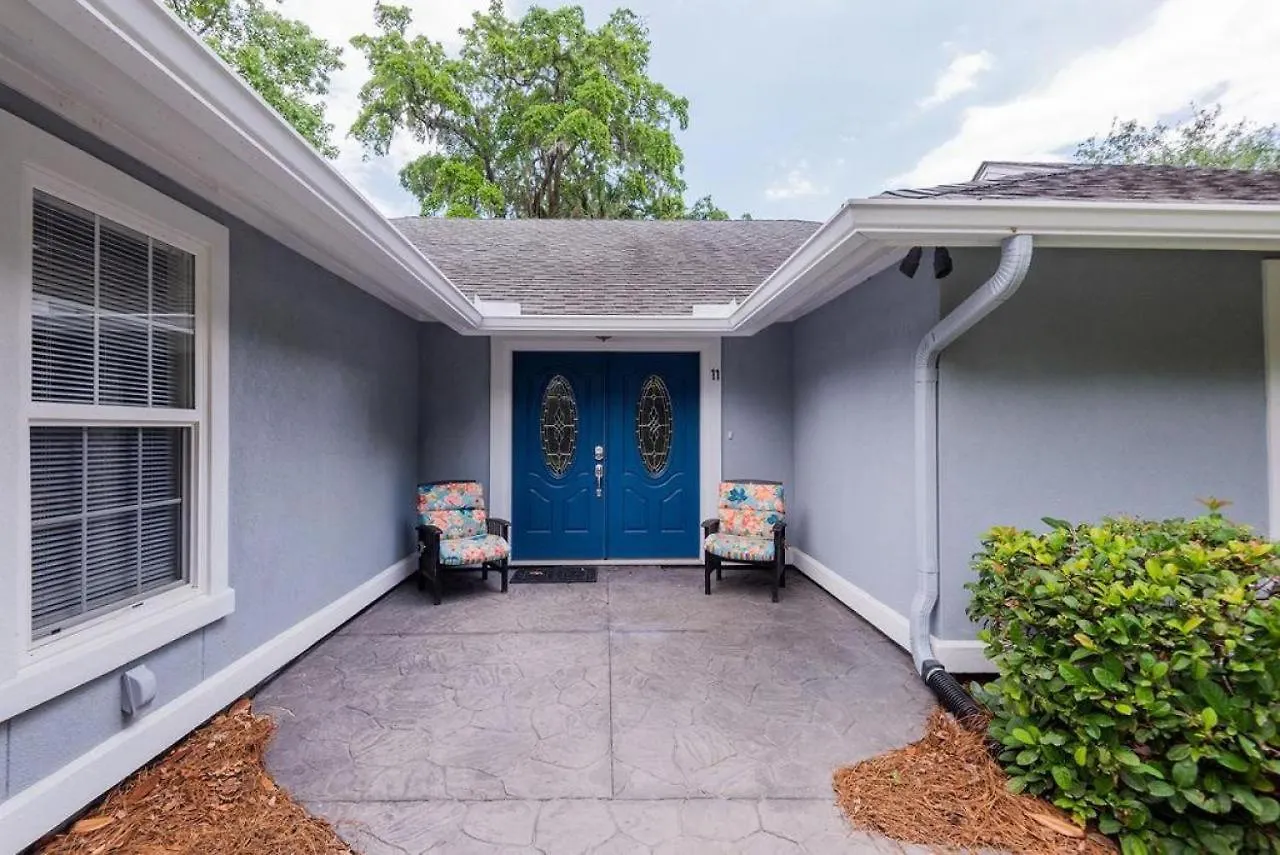 11 Sandpiper Street *