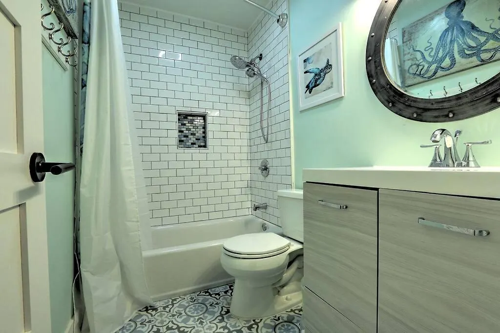 Fully Renovated! Coastal Elegance &tranquil Apartamento Hilton Head Island