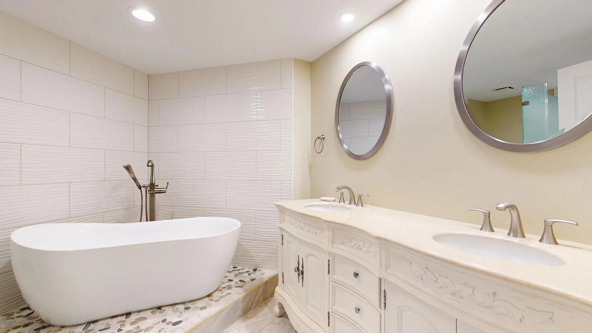 203 Windsor Place Villa *