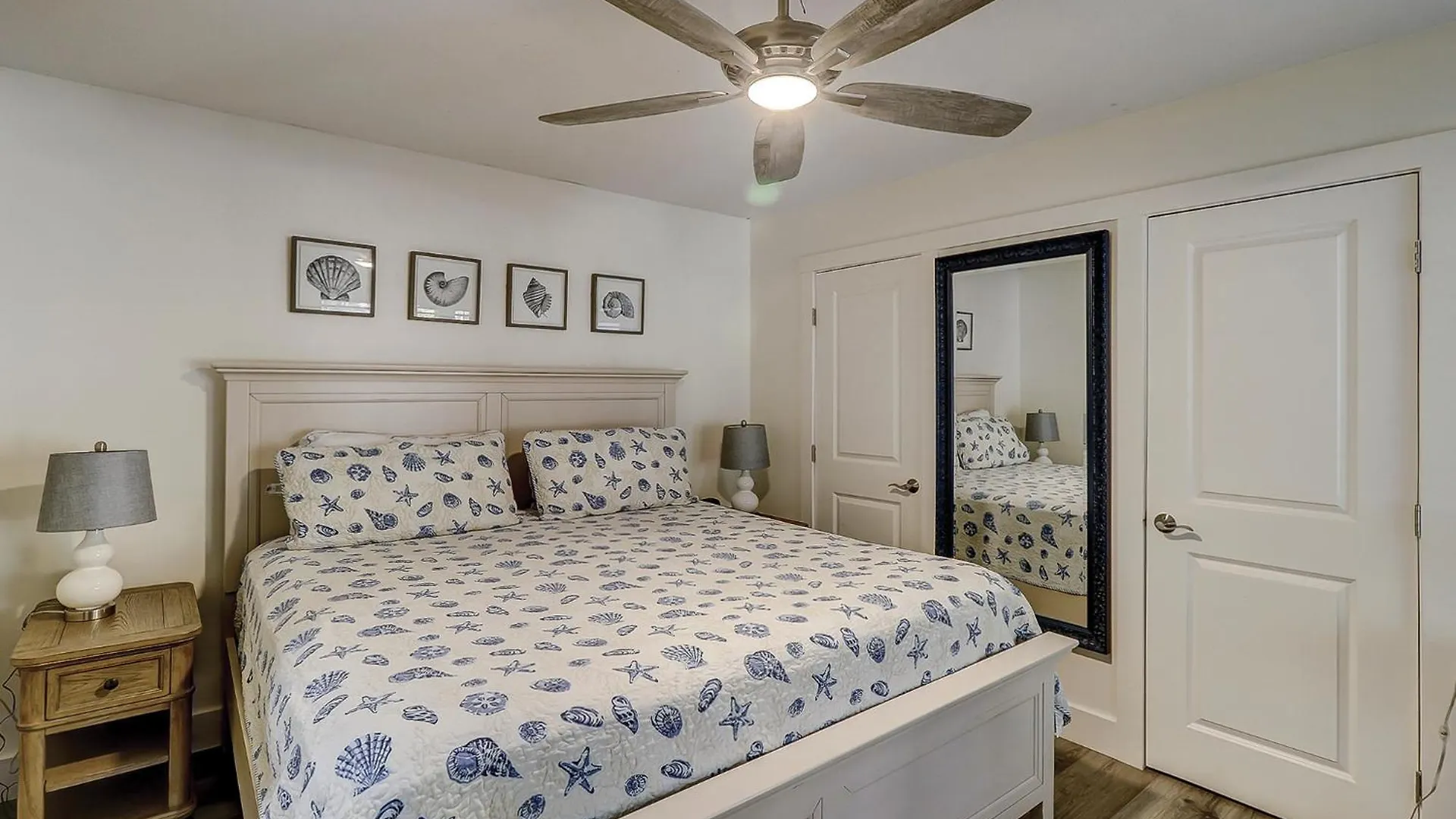 2 Bedroom