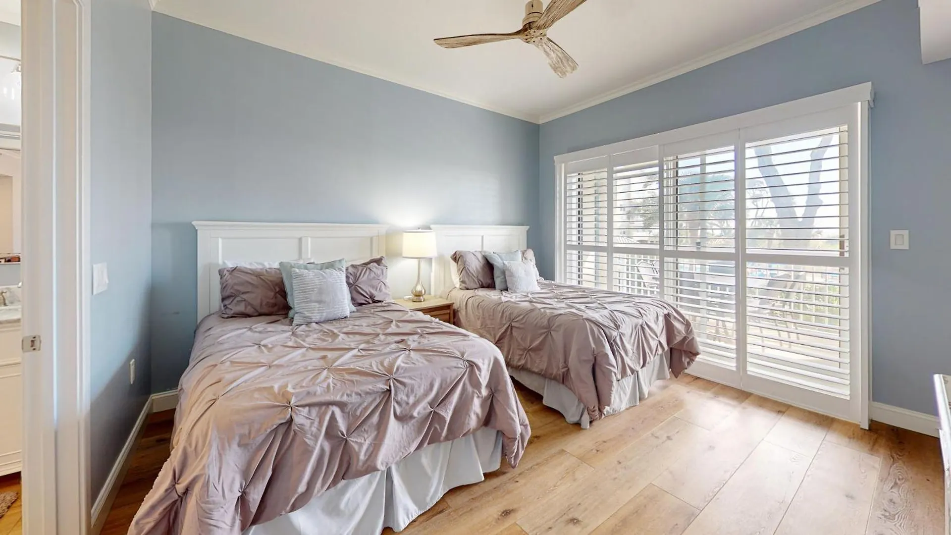 5107 Hampton Place South *