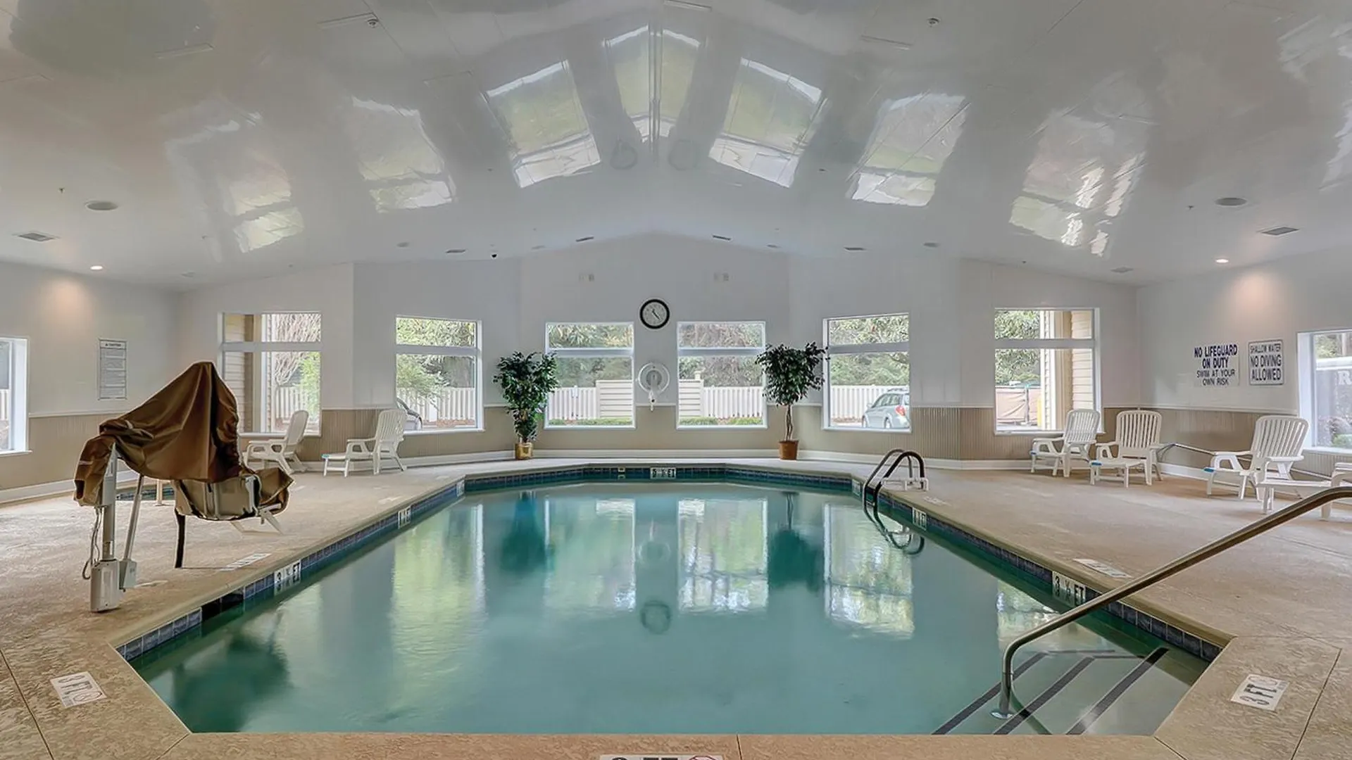 Spa On Port Royal Sound *