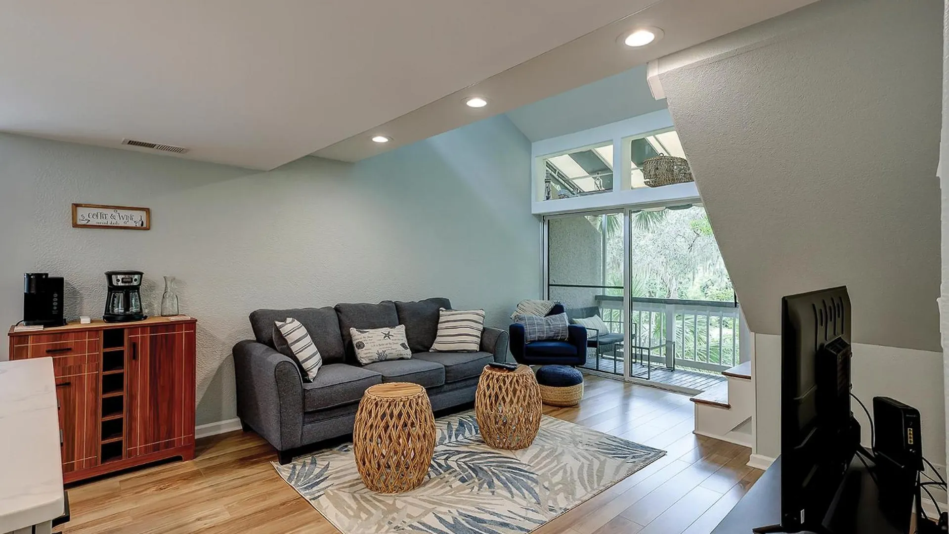 Treetops 6104
