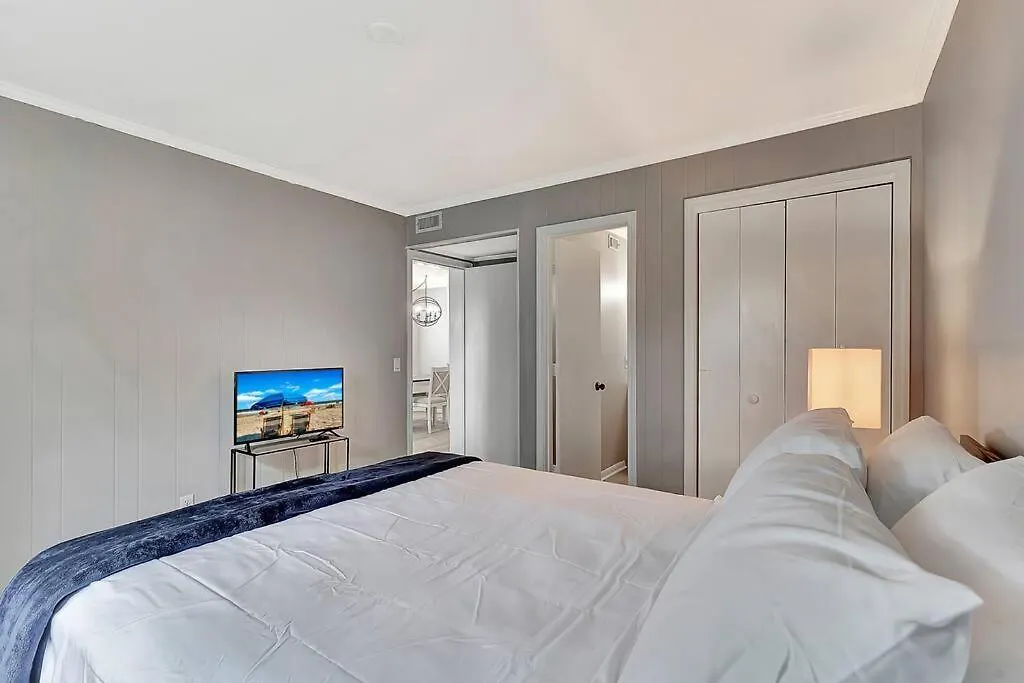 公寓 Lover's Paradise. On The Beach. Sleeps 8. 希爾頓黑德島