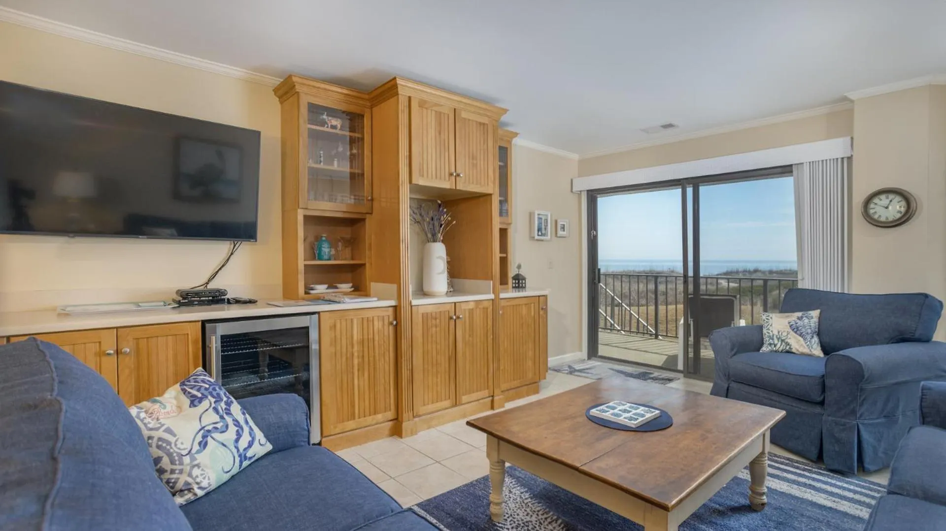 Oceanfront, Smart Tvs, Balcony Willa