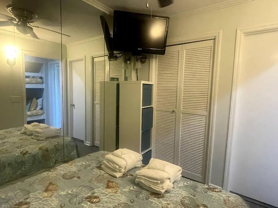 Mermaid Cove Oceanview At Coligny Apartment *