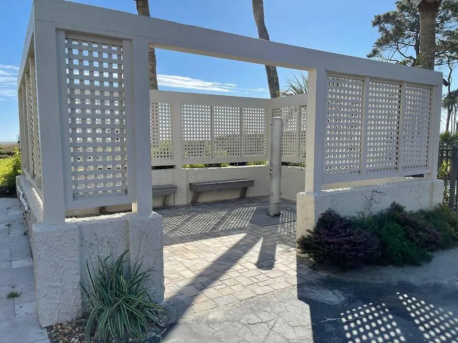 Apartment Mermaid Cove Oceanview At Coligny Hilton Head Island