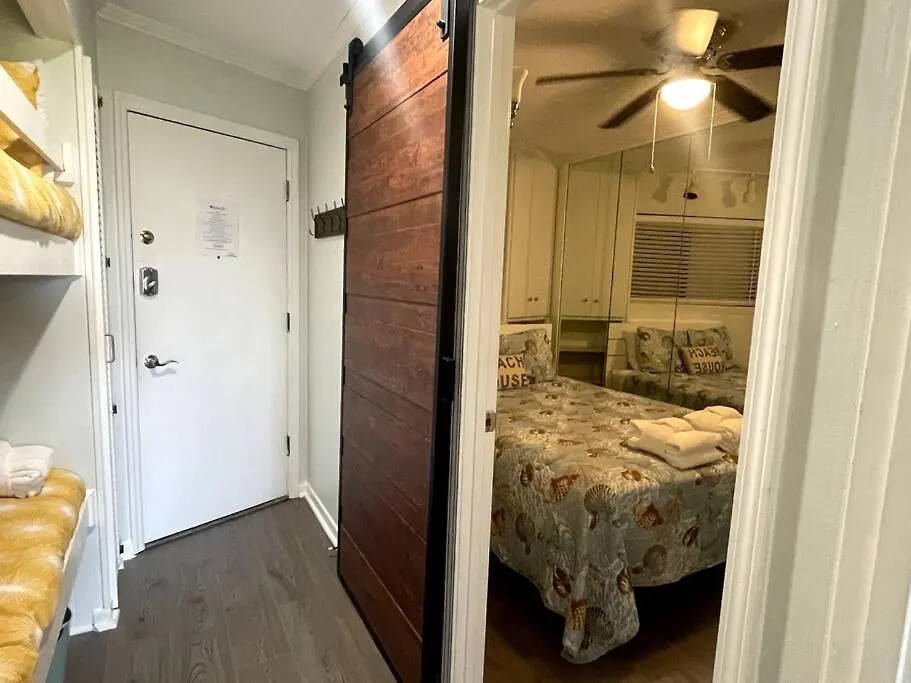 Apartment Mermaid Cove Oceanview At Coligny Hilton Head Island
