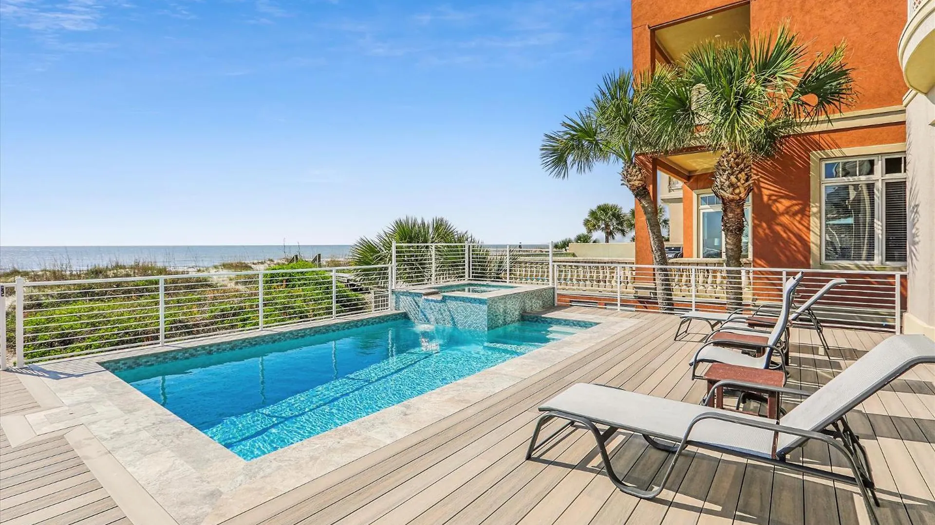 9 Singleton Place- Renovated, Oceanfront, Pool, Elevator, Free Activities Included * 希爾頓黑德島