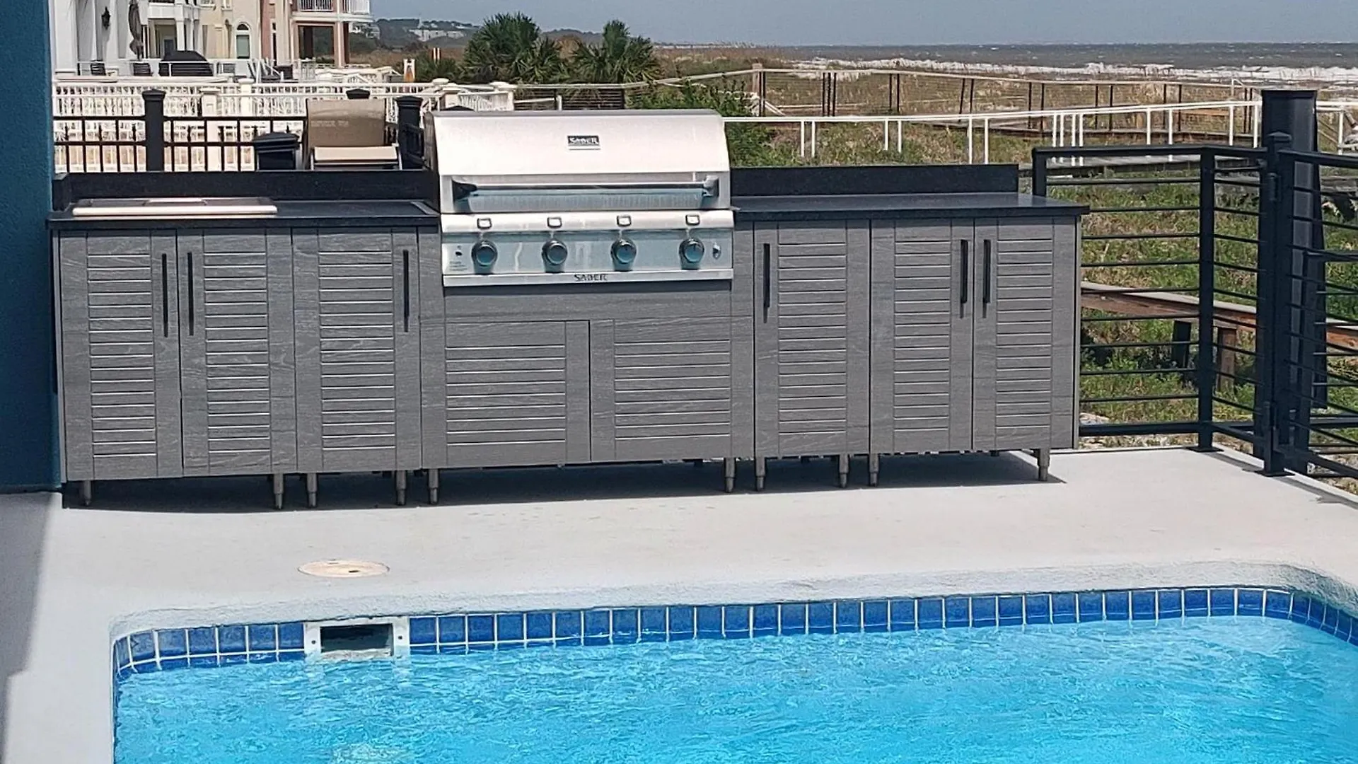7 Singleton Place- Oceanfront, Private Pool, Renovated, Free Activities Included 度假居