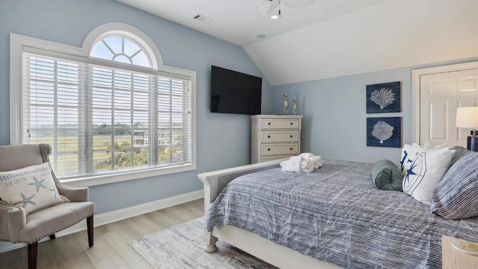 7 Singleton Place- Oceanfront, Private Pool, Renovated, Free Activities Included 度假居 希爾頓黑德島