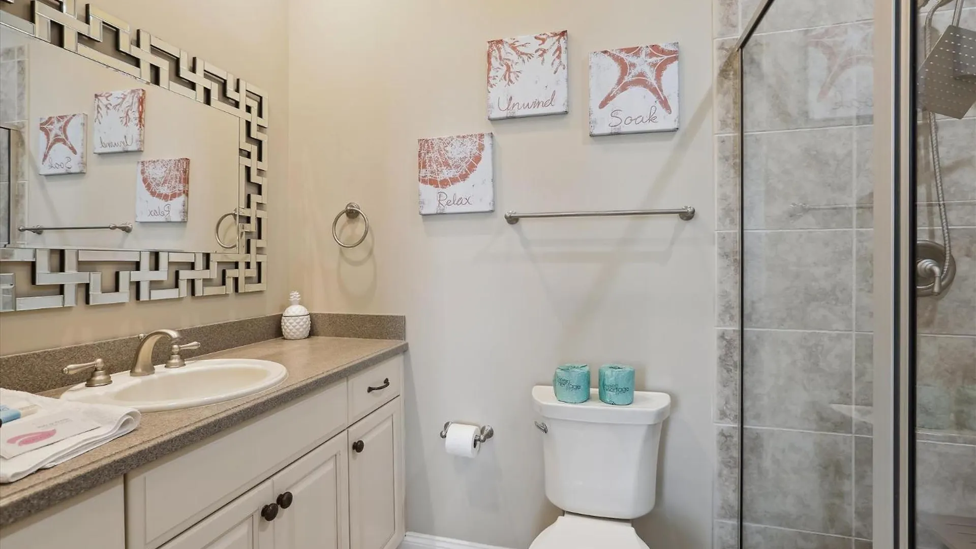 度假居 7 Singleton Place- Oceanfront, Private Pool, Renovated, Free Activities Included