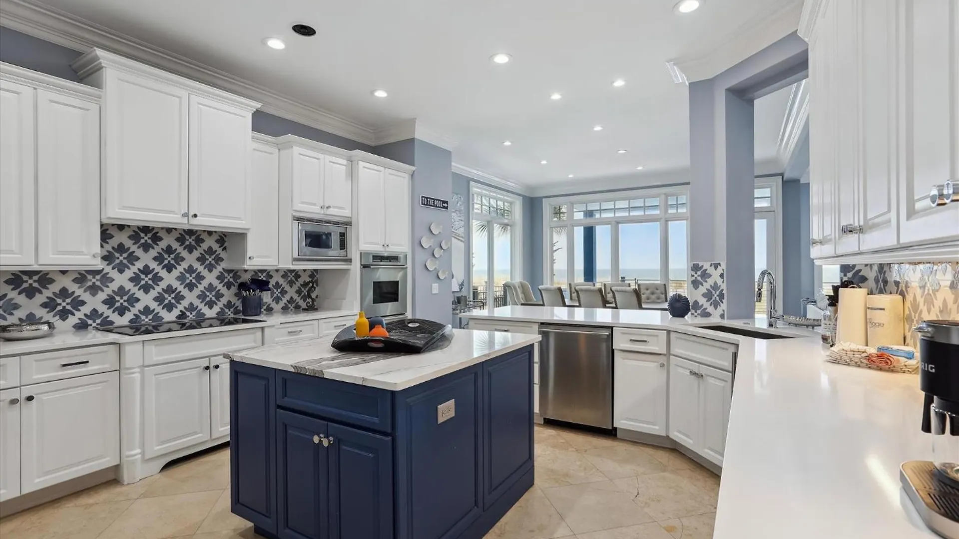 度假居 7 Singleton Place- Oceanfront, Private Pool, Renovated, Free Activities Included