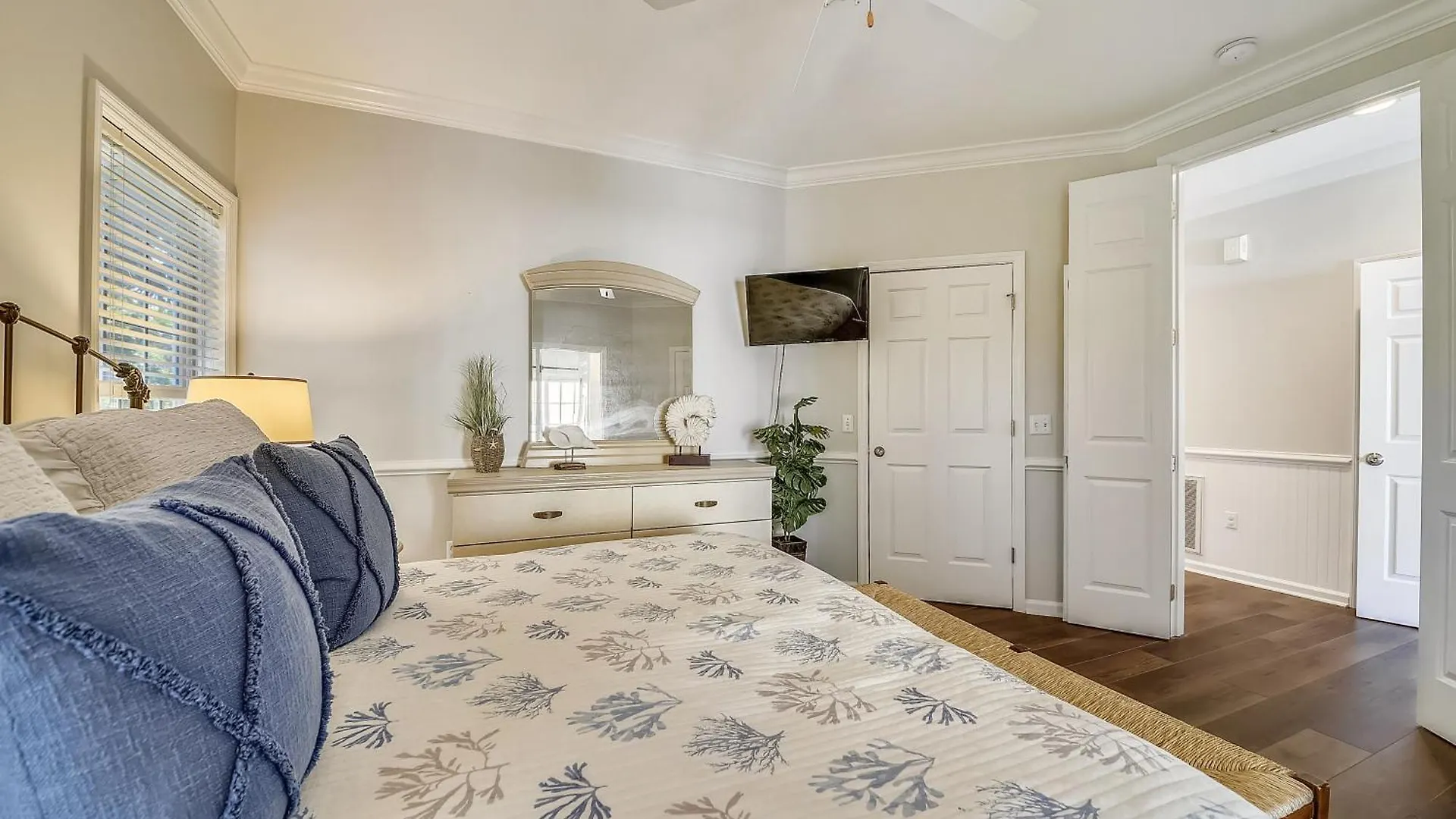 Nyaraló 44 Bradley Road- Easy Walk To The Beach, Large Pool, Free Activities Included *