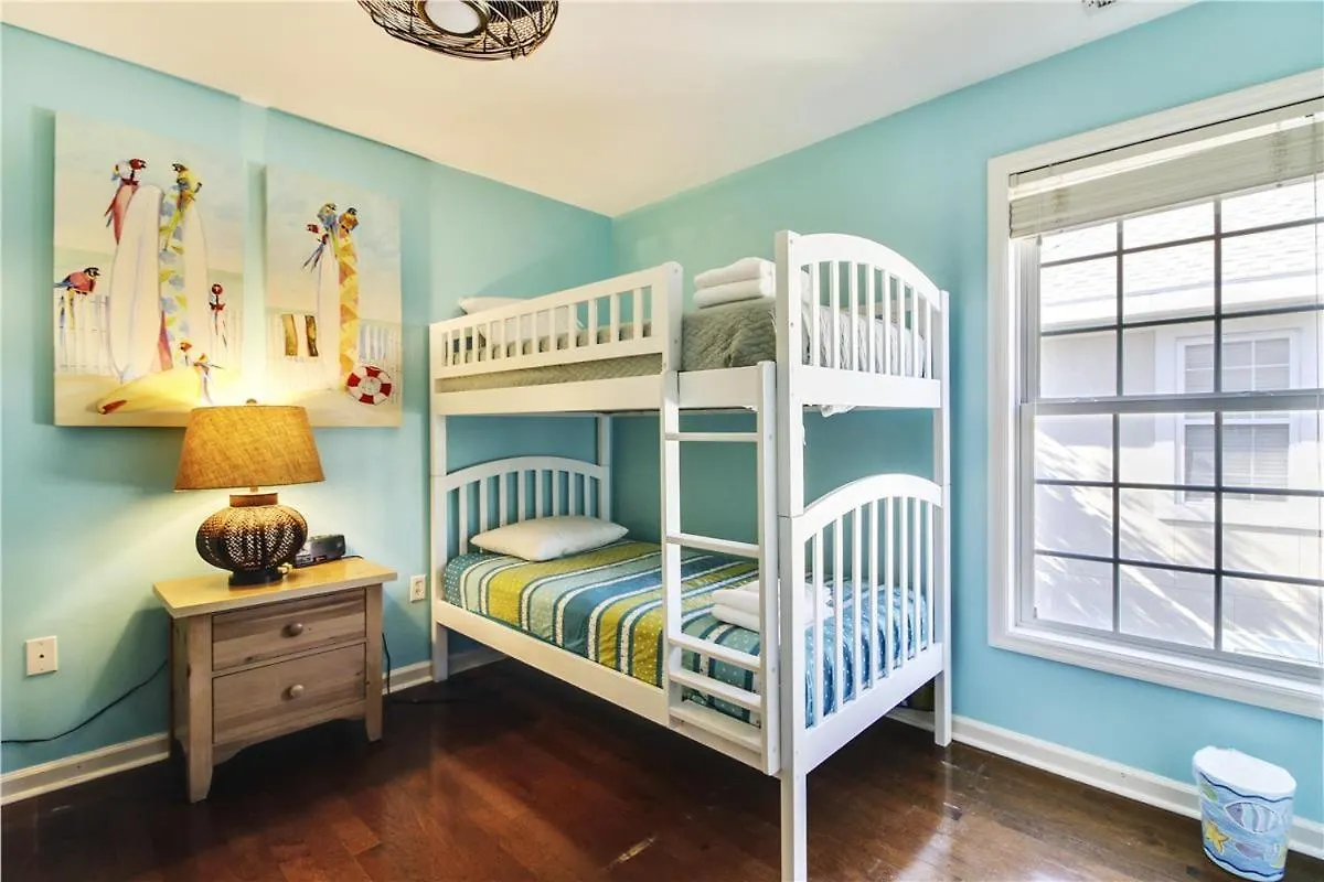 44 Bradley Road- Easy Walk To The Beach, Large Pool, Free Activities Included * Hilton Head Island