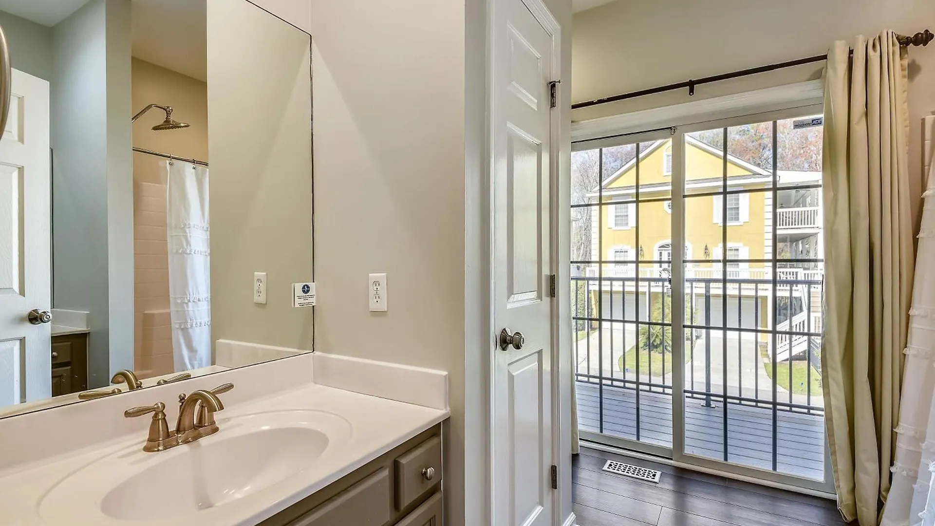 Nyaraló 44 Bradley Road- Easy Walk To The Beach, Large Pool, Free Activities Included Hilton Head Island