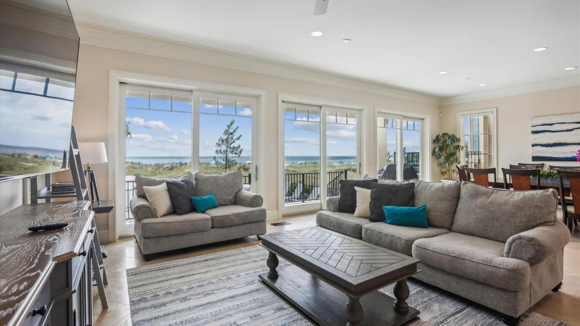 21 Horvaths Peninsula- Oceanfront, Pool, Elevator, Free Activities Included Hilton Head Island
