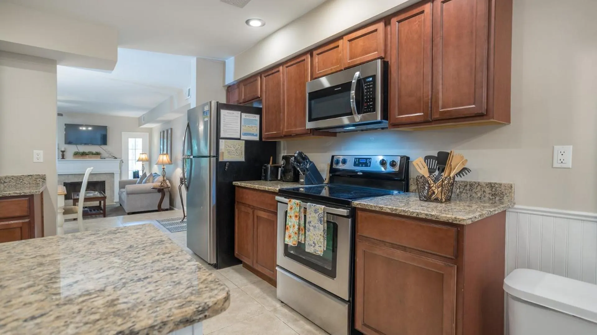 Private Patio, Complex Pool, Kitchen Villa Hilton Head Island
