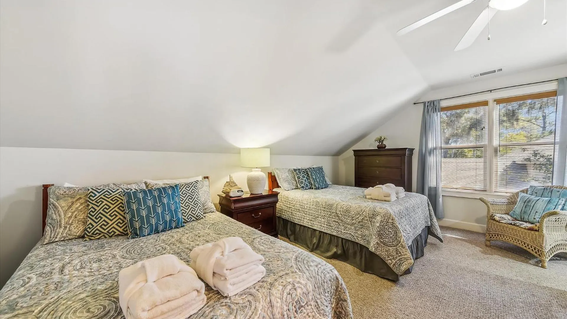 3 Sutherland Court- Private Pool, Short Walk To The Beach, Free Activities Included *