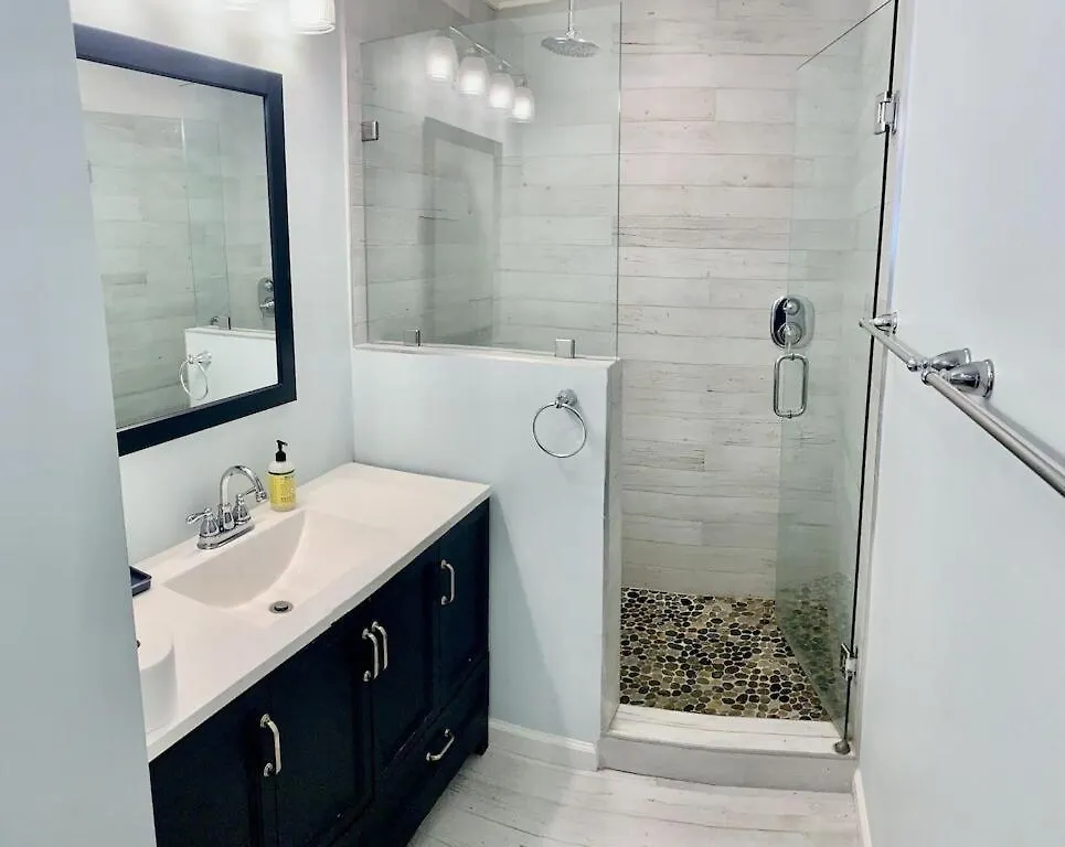 Дом отдыха Ocean View Good Vibes 2 Bed 2 Bath