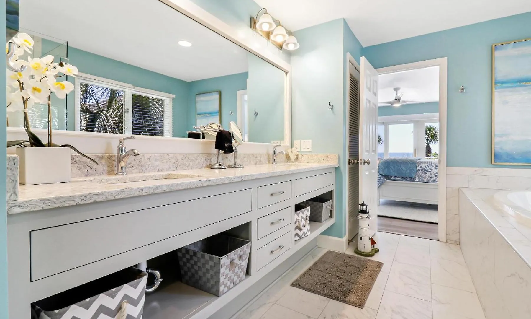 10 Ketch Villa