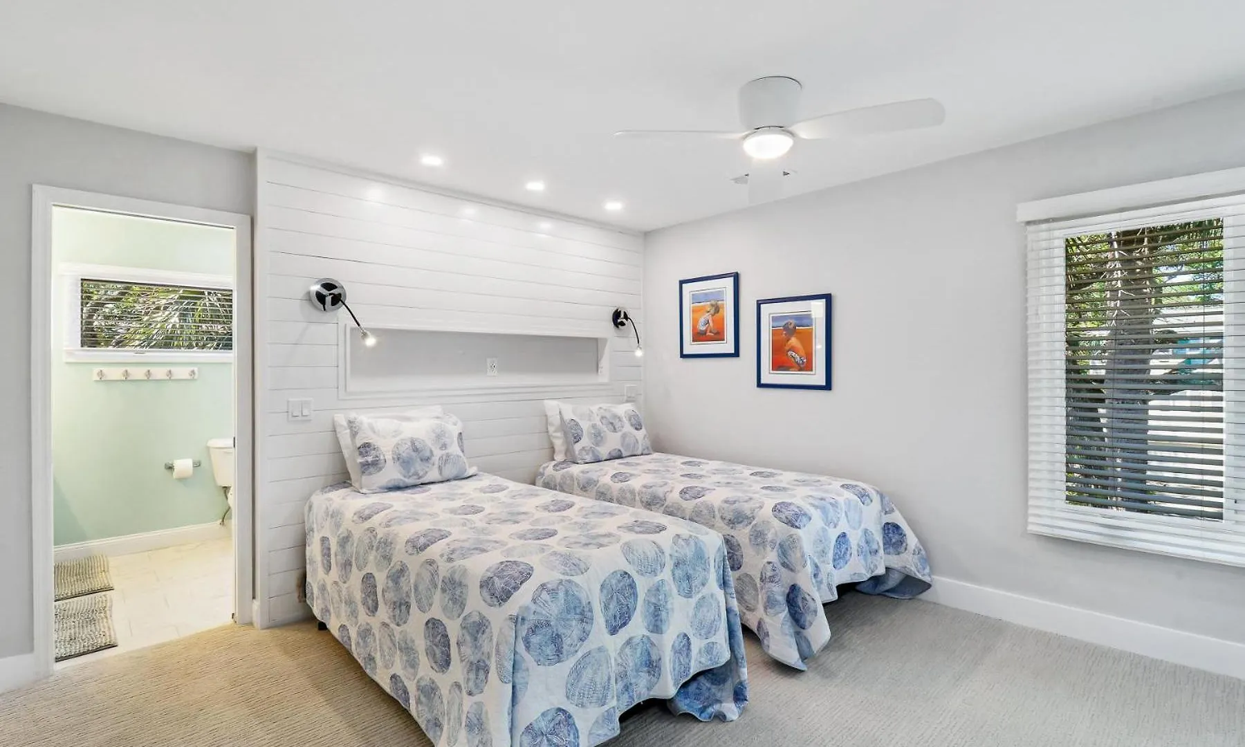 10 Ketch Villa *