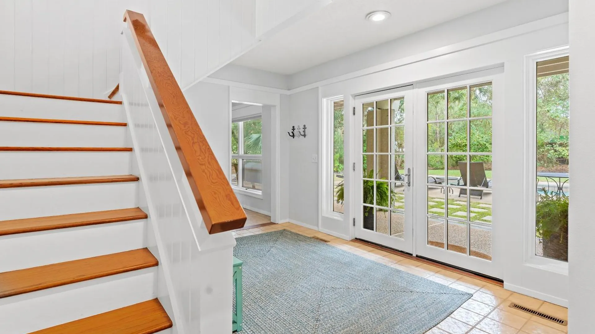 2nd Row House - Private Pool - 4 King Bedrooms - 19 Oyster Catcher Rd *