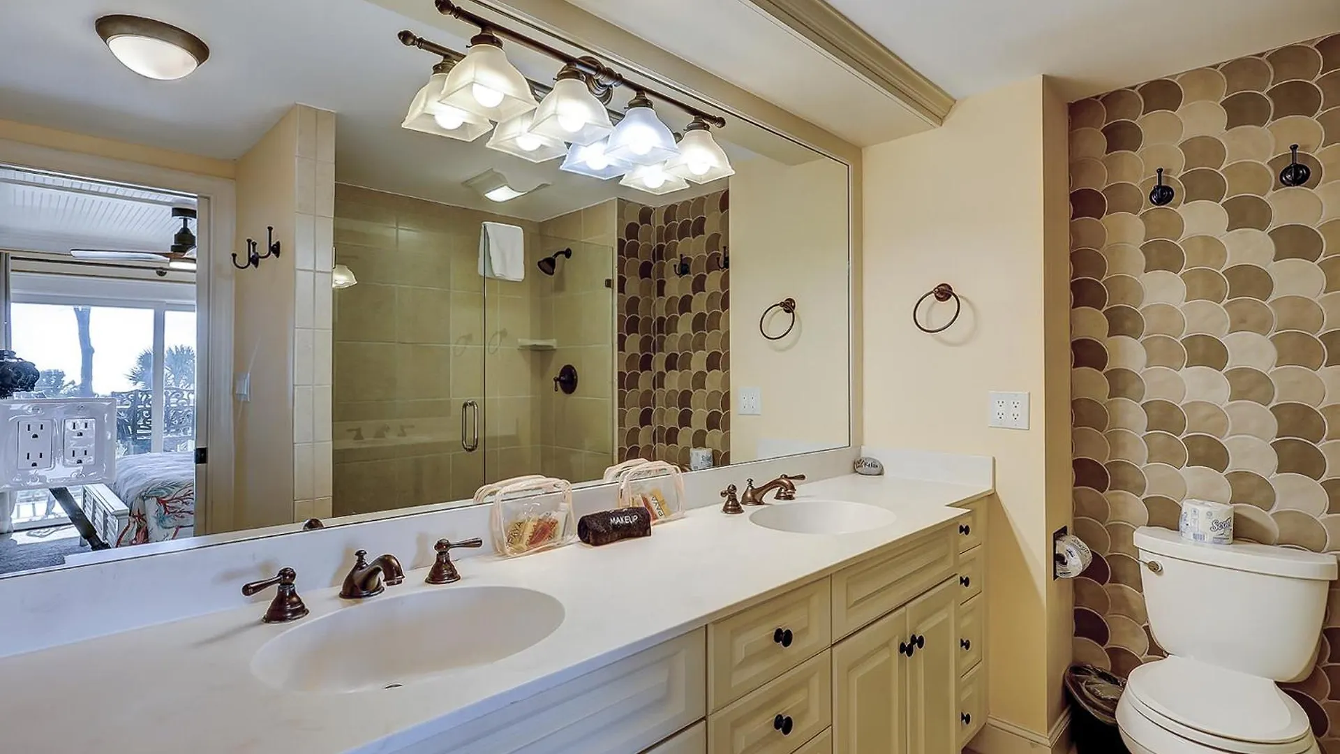 Holiday home 211 Shorewood 2 Bedroom Oceanfront