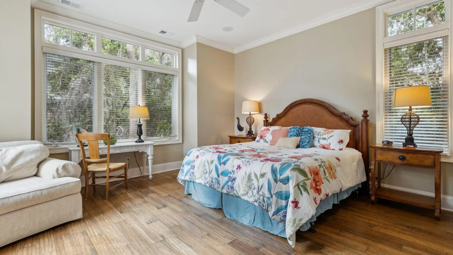 30 Ruddy Turnstone | Ruddy Retreat Hilton Head Island