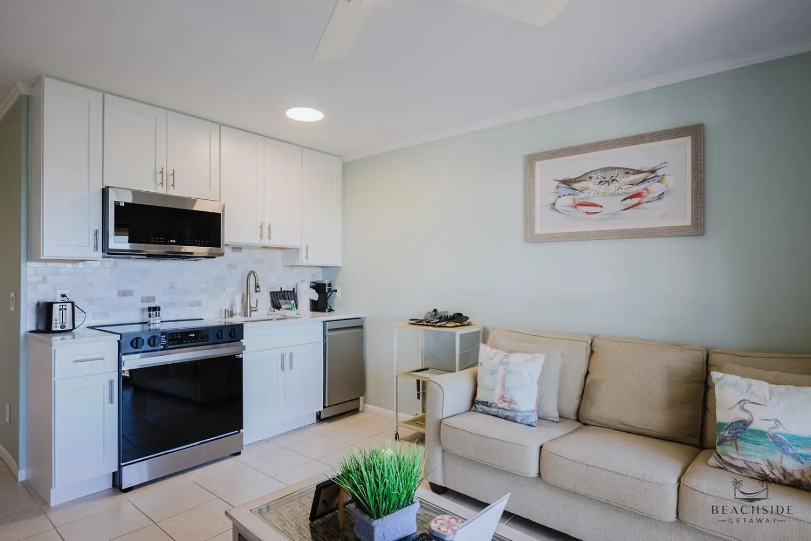 352 Seaside *