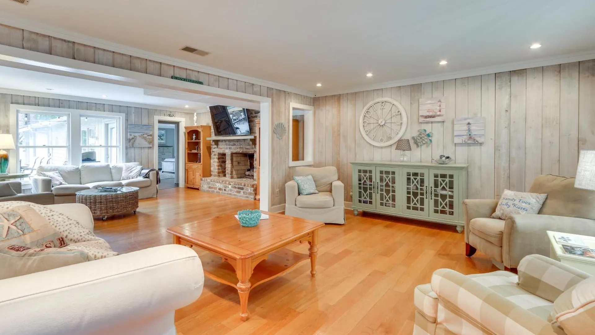 House With Private Pool Inside Sea Pines Resort! *