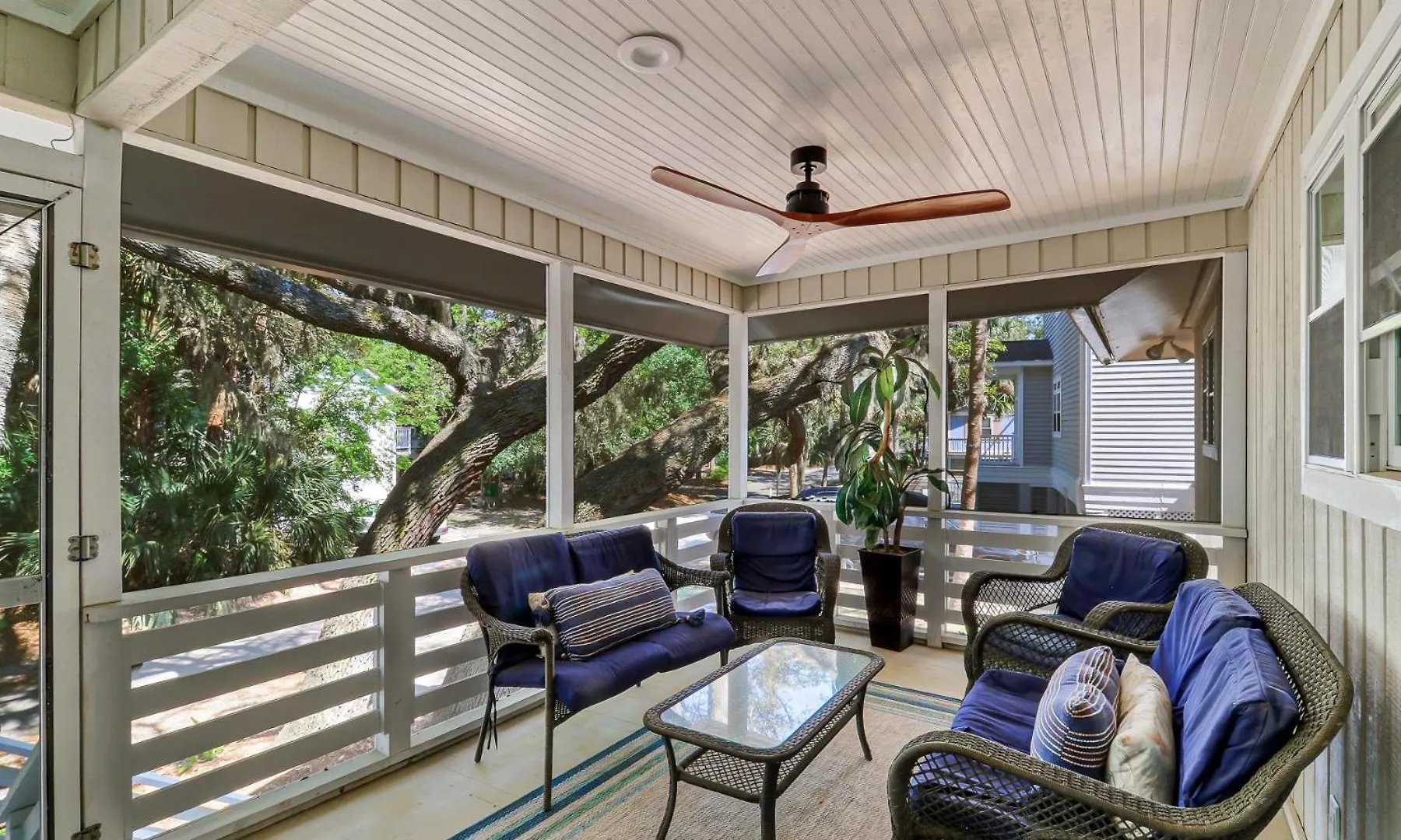4 Quail Street וילה