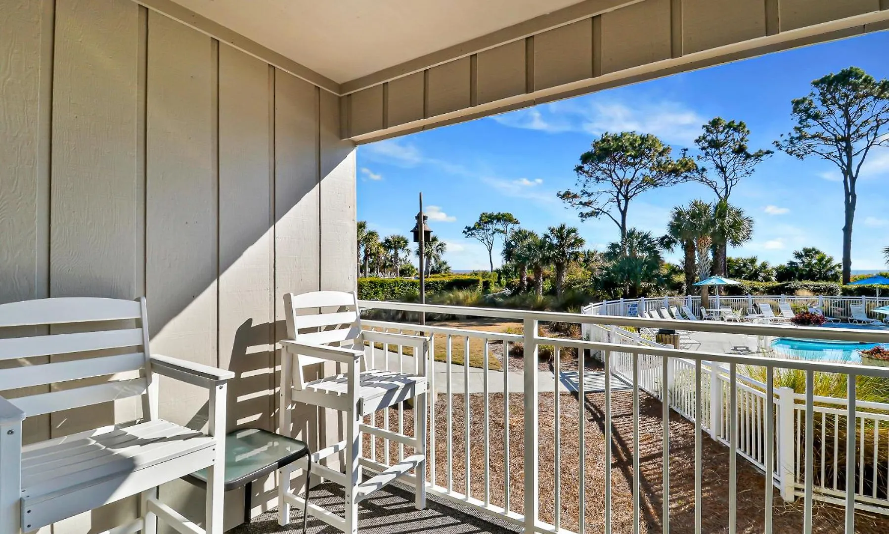 Ocean Dunes Villas: Beachfront Retreat With Heated Pool Aparthotel Hilton Head Island