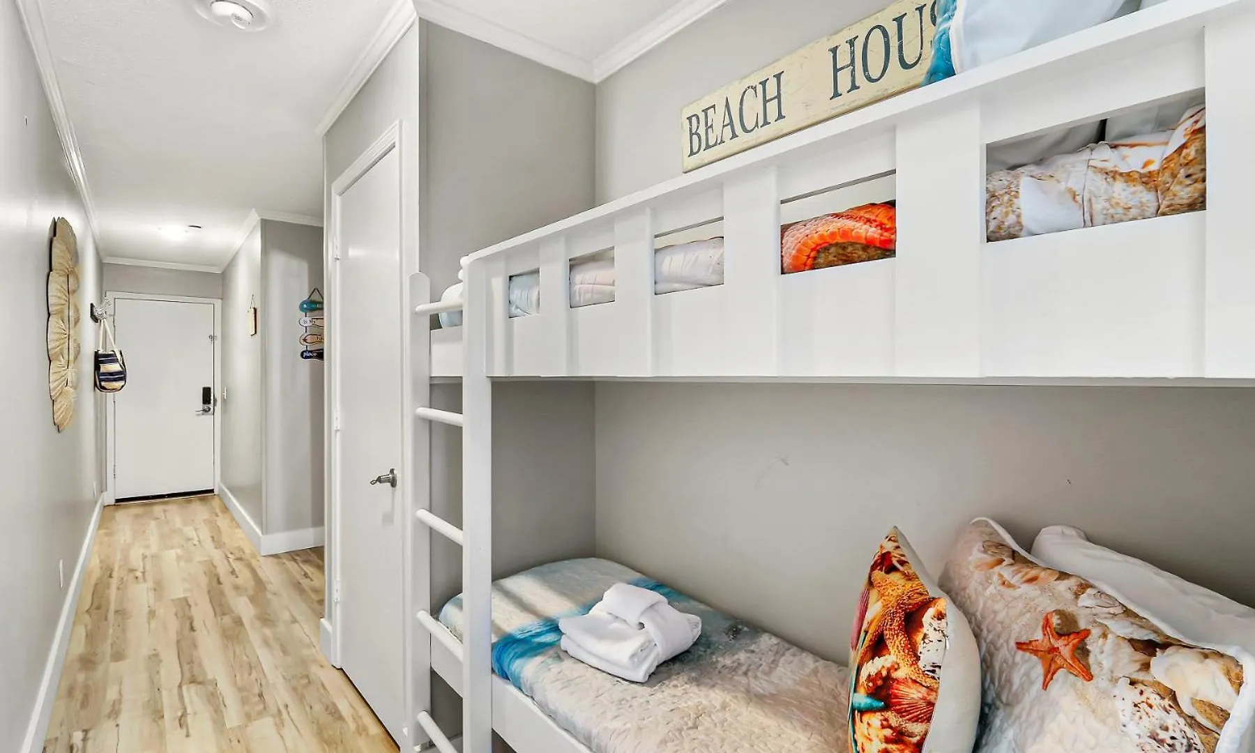 Ocean Dunes Villas: Beachfront Retreat With Heated Pool Aparthotel Hilton Head Island