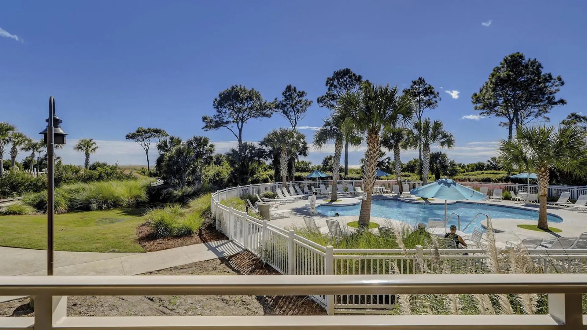 Aparthotel Ocean Dunes Villas: Beachfront Retreat With Heated Pool *