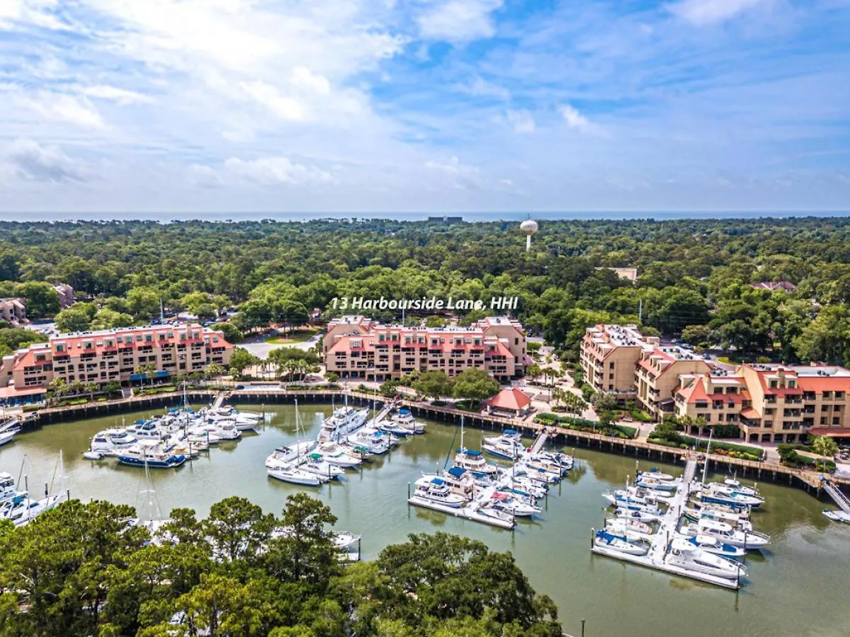 7135 Harbourside Ii In The Heart Of Dining And Shopping Harbour View Sleeps 4 Shelter Cove Casa vacanze Hilton Head Island