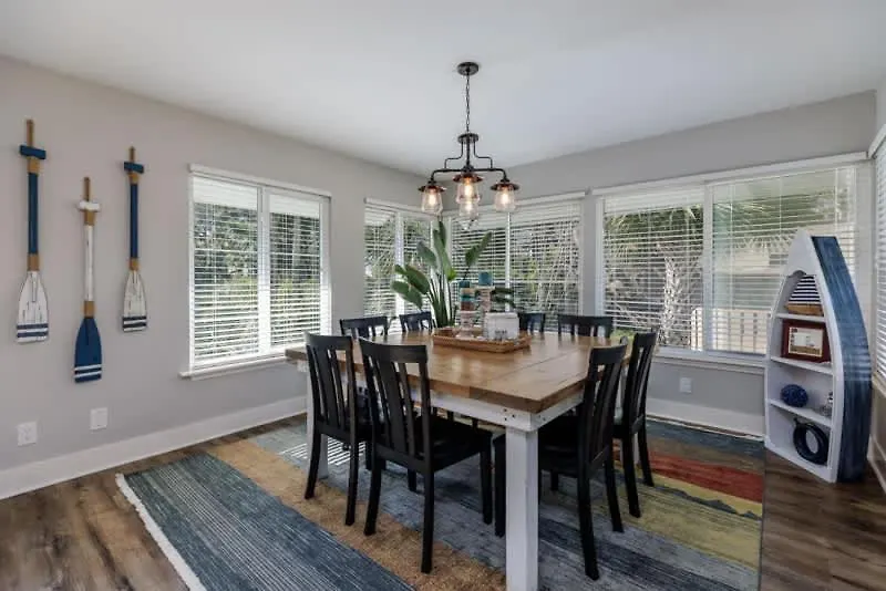 Steps To 3 Bed 2 Bath With Private Pool 別荘 *