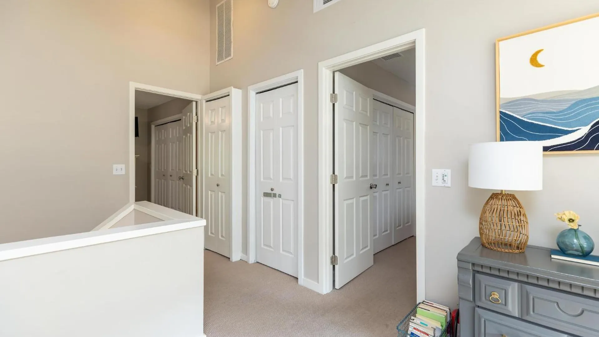 11 Ocean Gate *