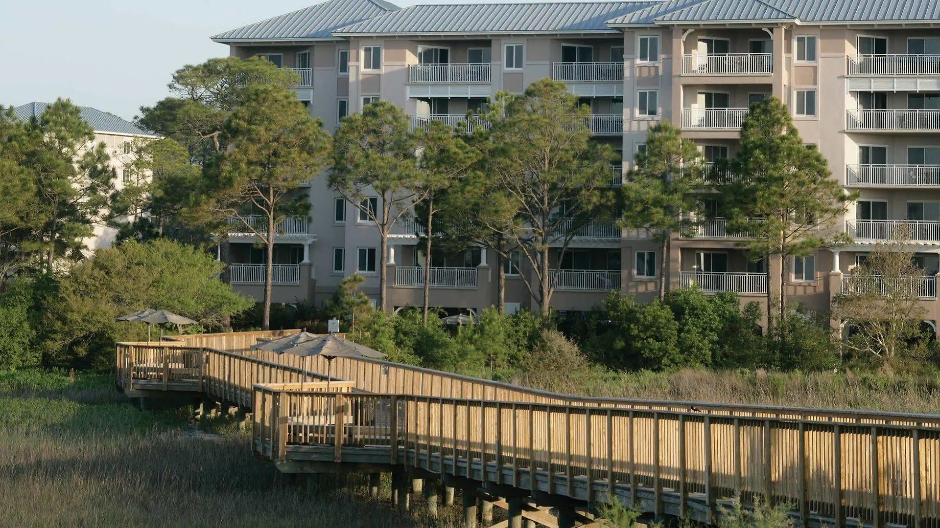 Marriott's Surfwatch Hotel 4*
