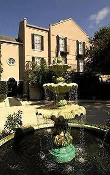 Hotel Main Street & Hilton Head Island