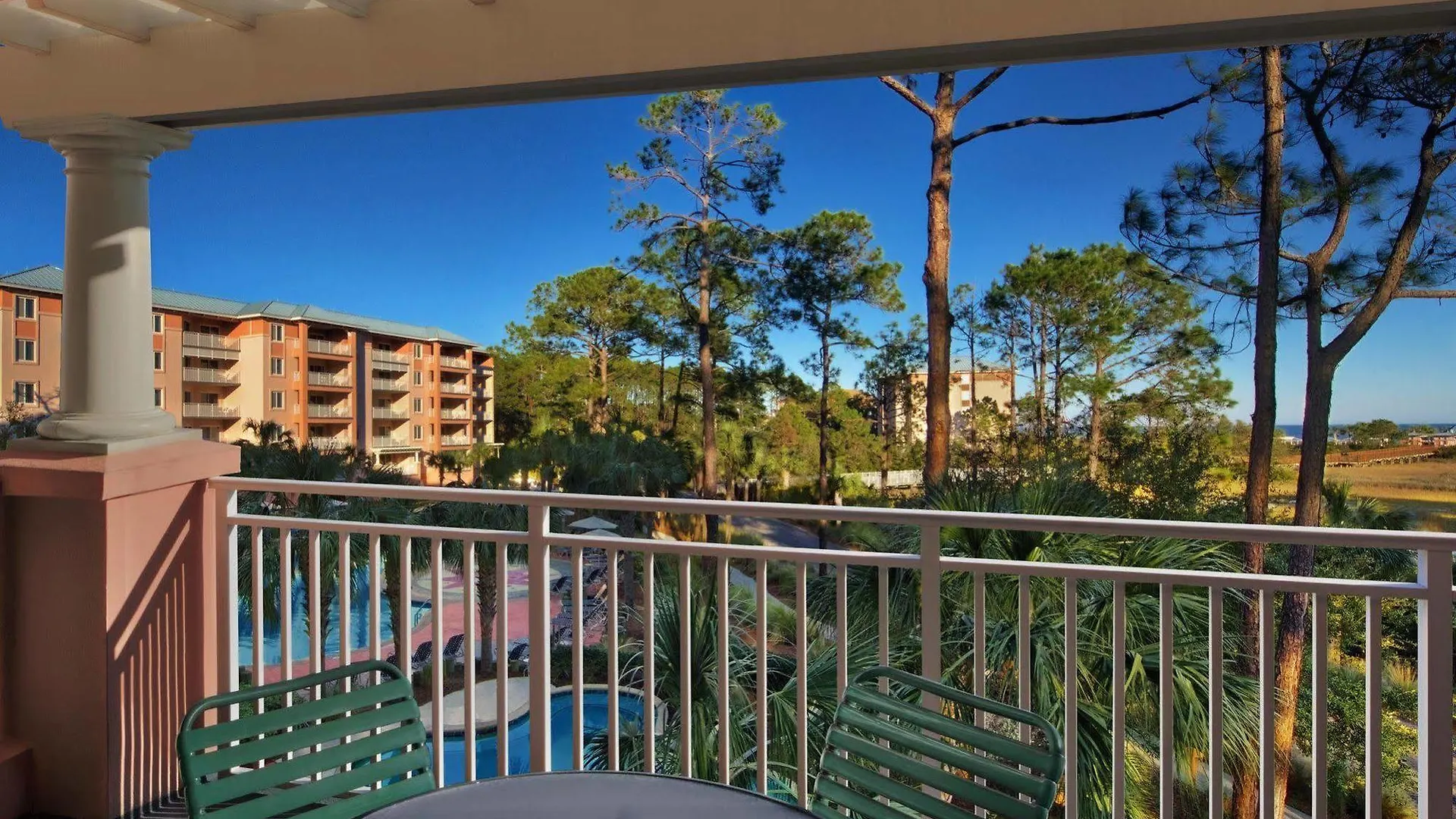 Hotel Marriott's Surfwatch 4*