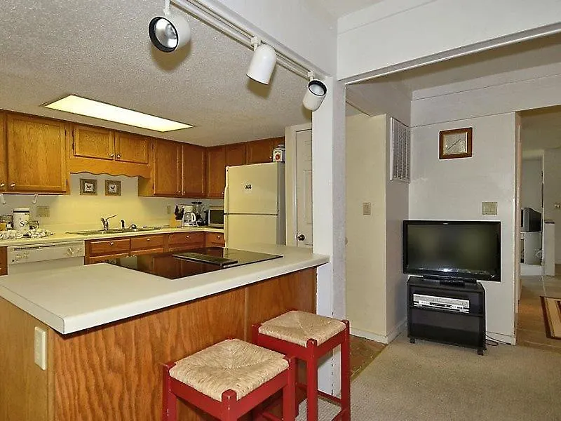 Holiday home Beachwalk 110