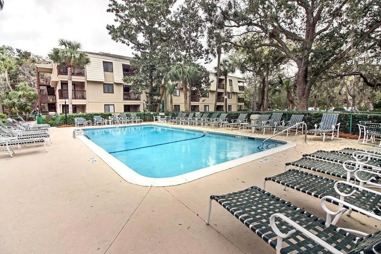 Hilton Head With Covered Balcony And Pool Access * 힐튼 헤드 아일랜드