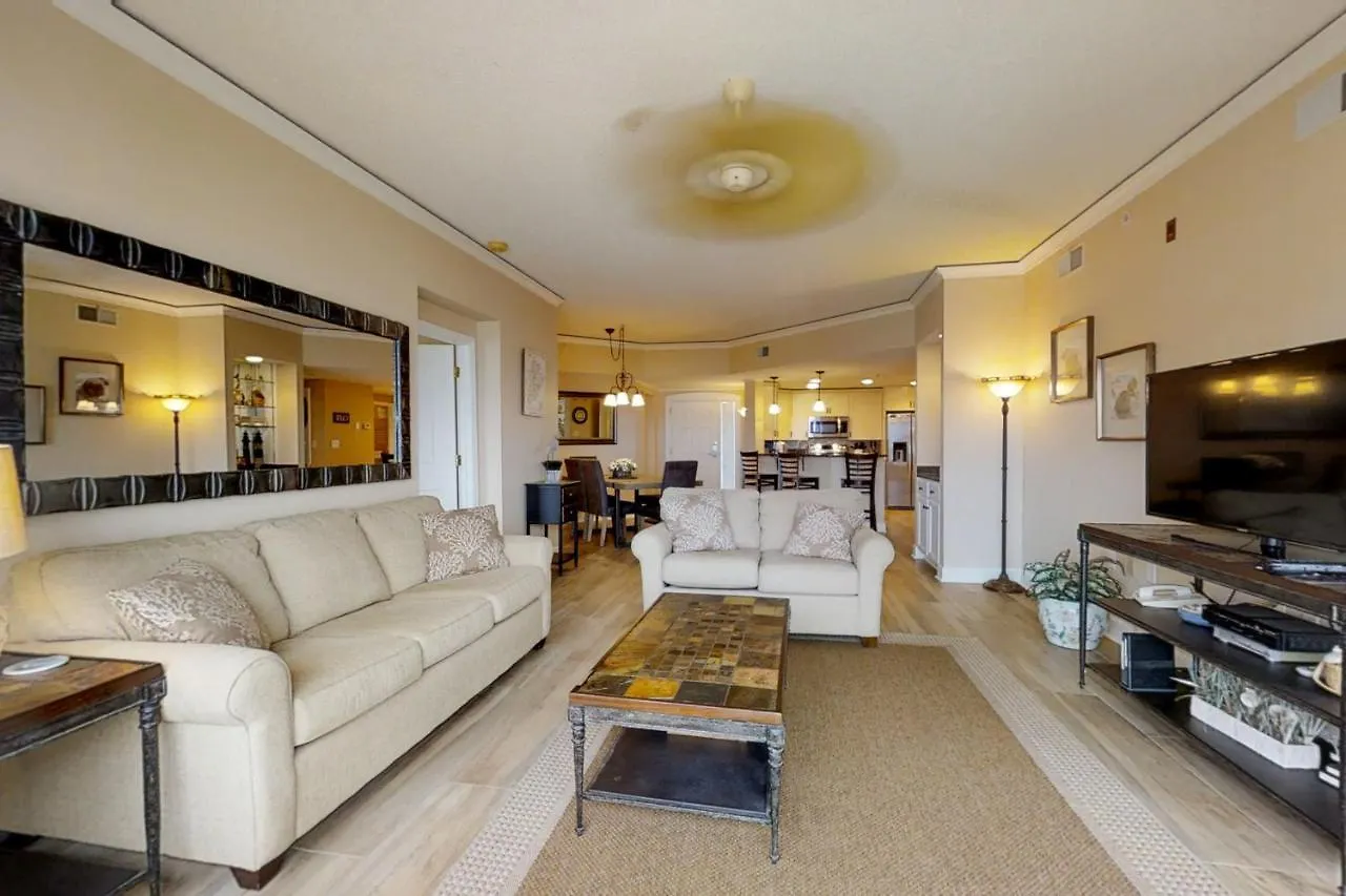Hampton Place 6407 아파트